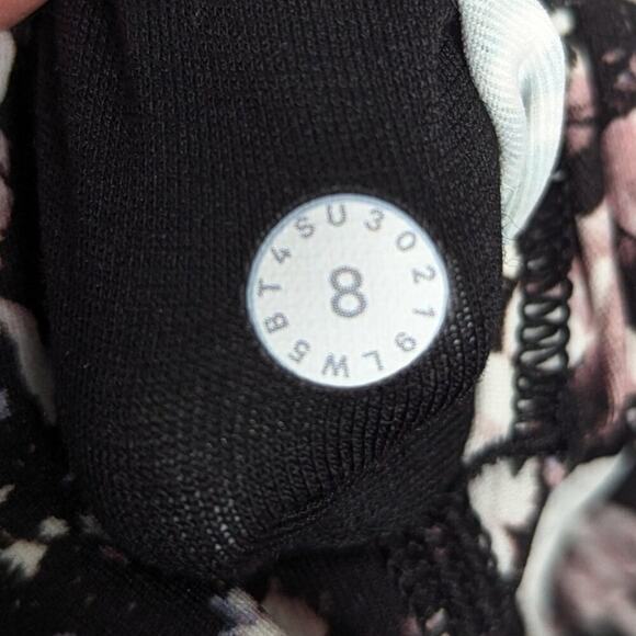 Lululemon Wunder Under High-Rise Tight 28" Full-On Luxtreme Floral Spritz Size 8 - Picture 3 of 9